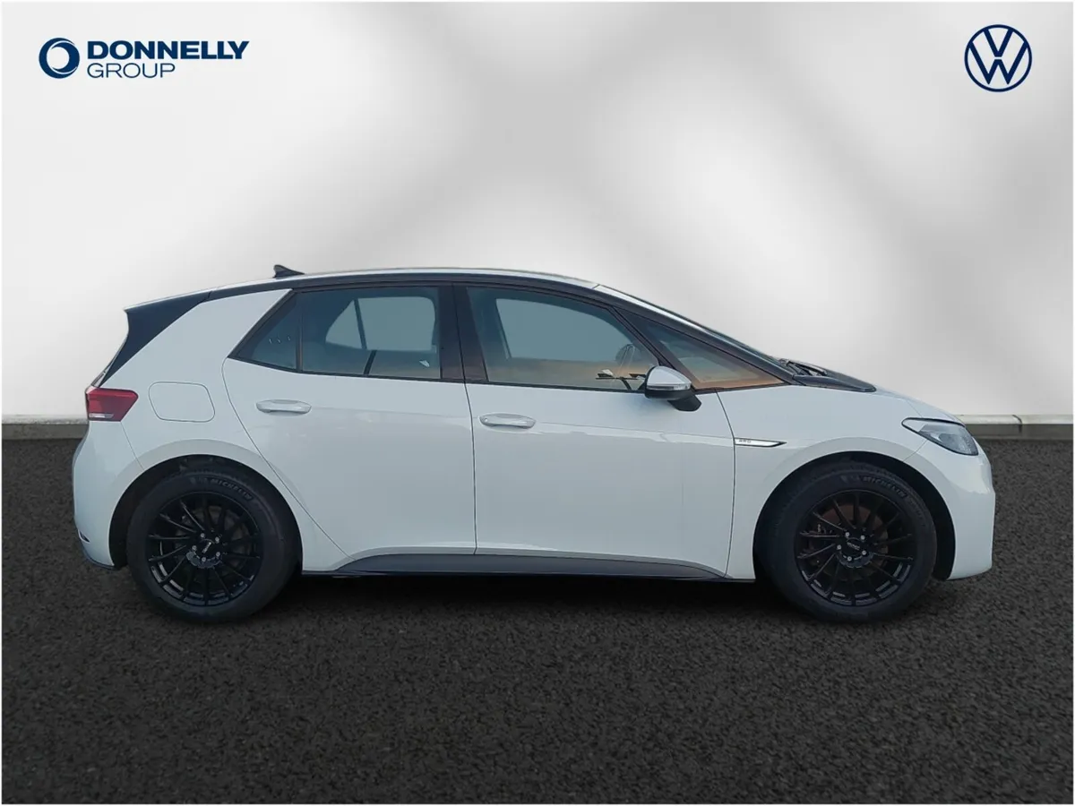 Volkswagen Id.3 Hatchback Life Pro - Image 4