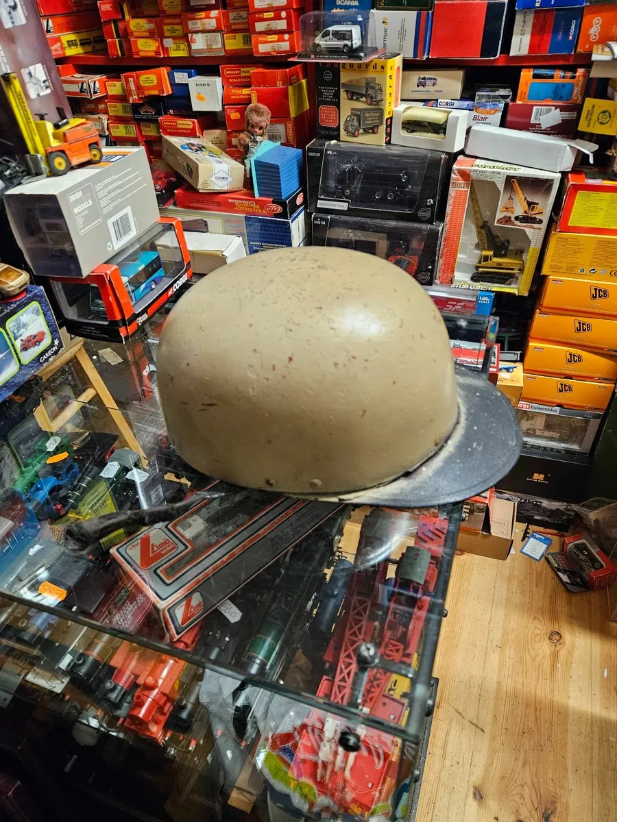 Vintage Racing Helmet - Image 2