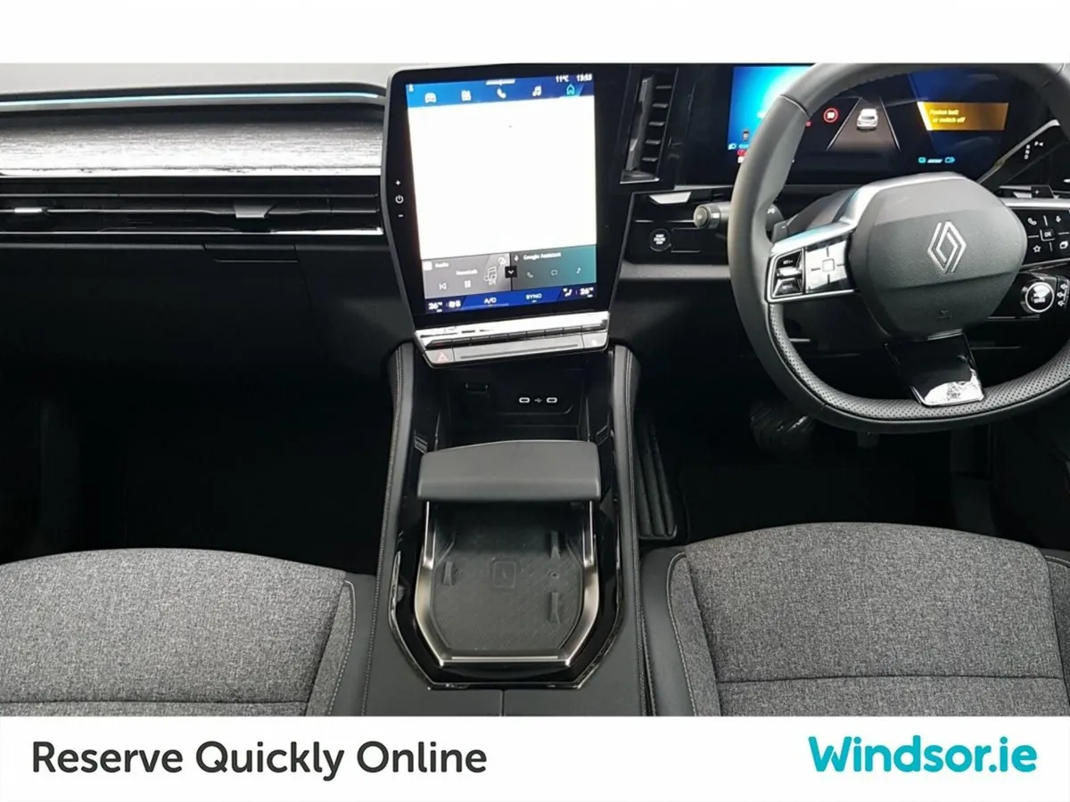 Renault Austral techno full hybrid E-Tech 200 Auto - Image 4