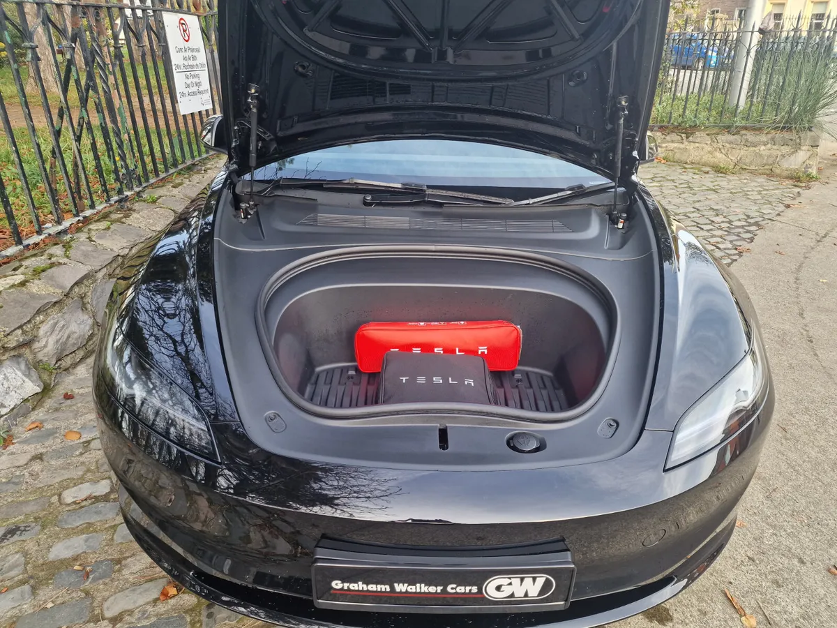 2025 (252) Tesla Model 3 RWD - Image 4