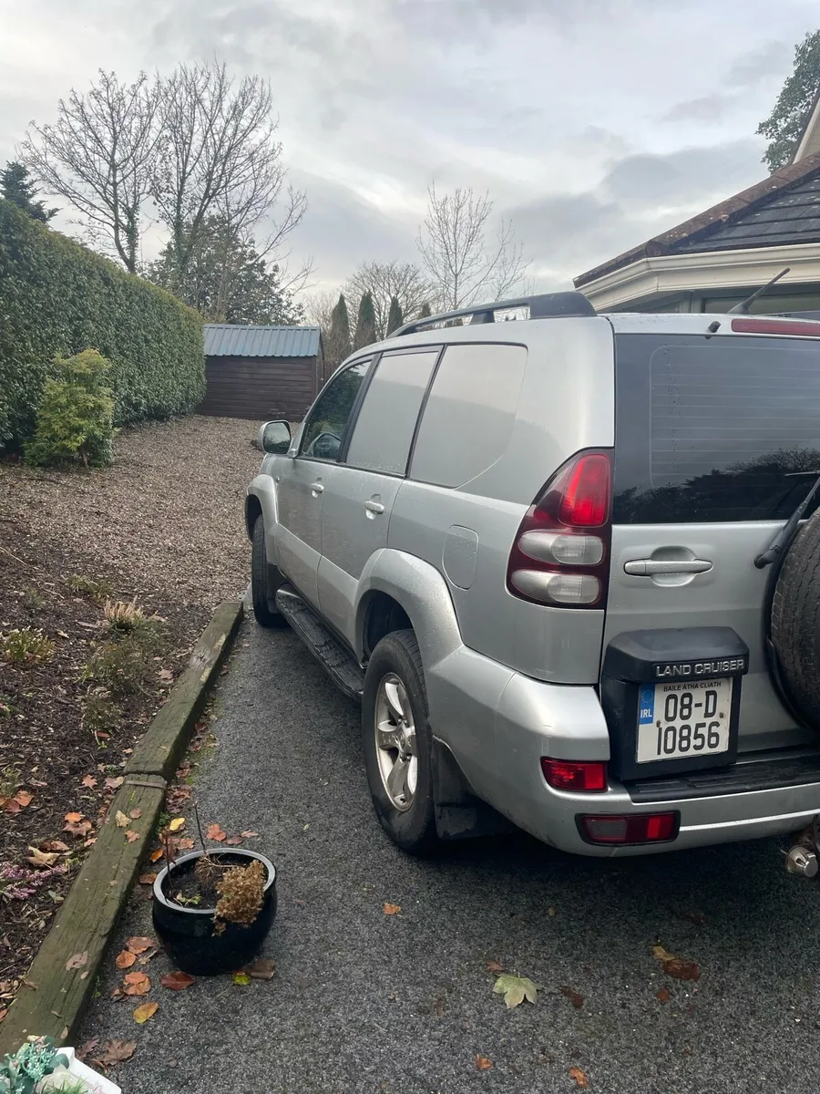 08 Toyota Land Cruiser long wheelbase - Image 3