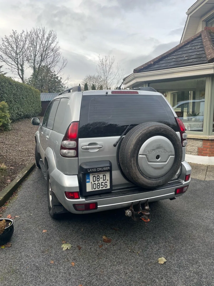 08 Toyota Land Cruiser long wheelbase - Image 4