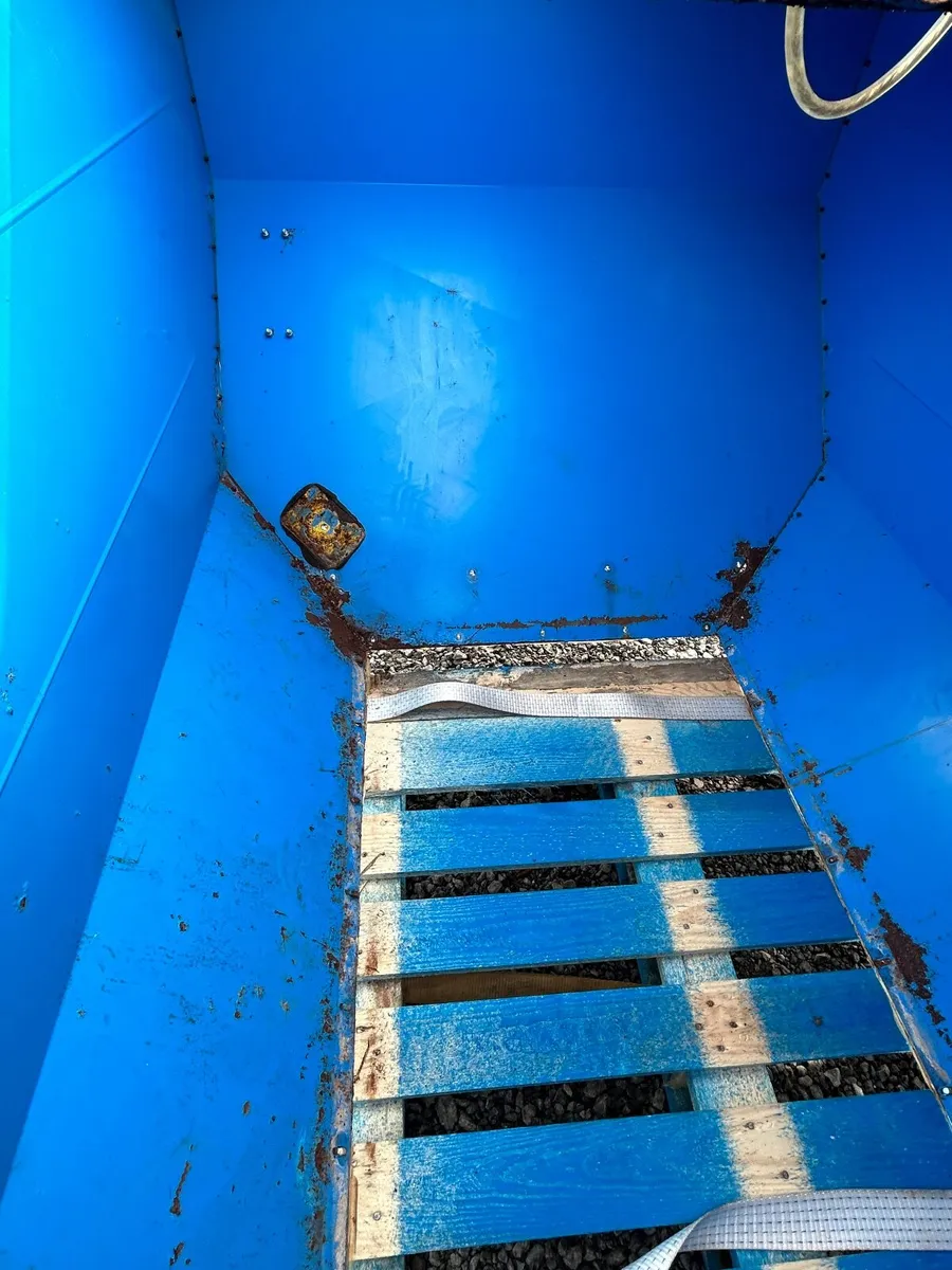 Farm machinery - Image 3