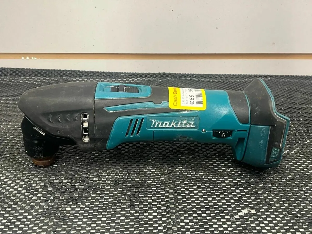 Makita DTM50 Cordless Multi Tool