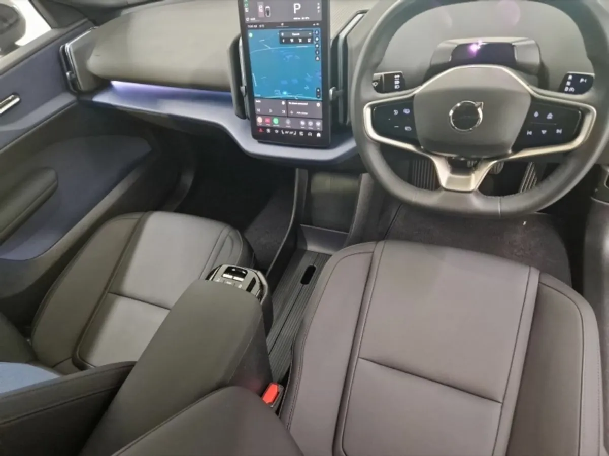 Volvo EX30 Ultra Extended Range - Image 4