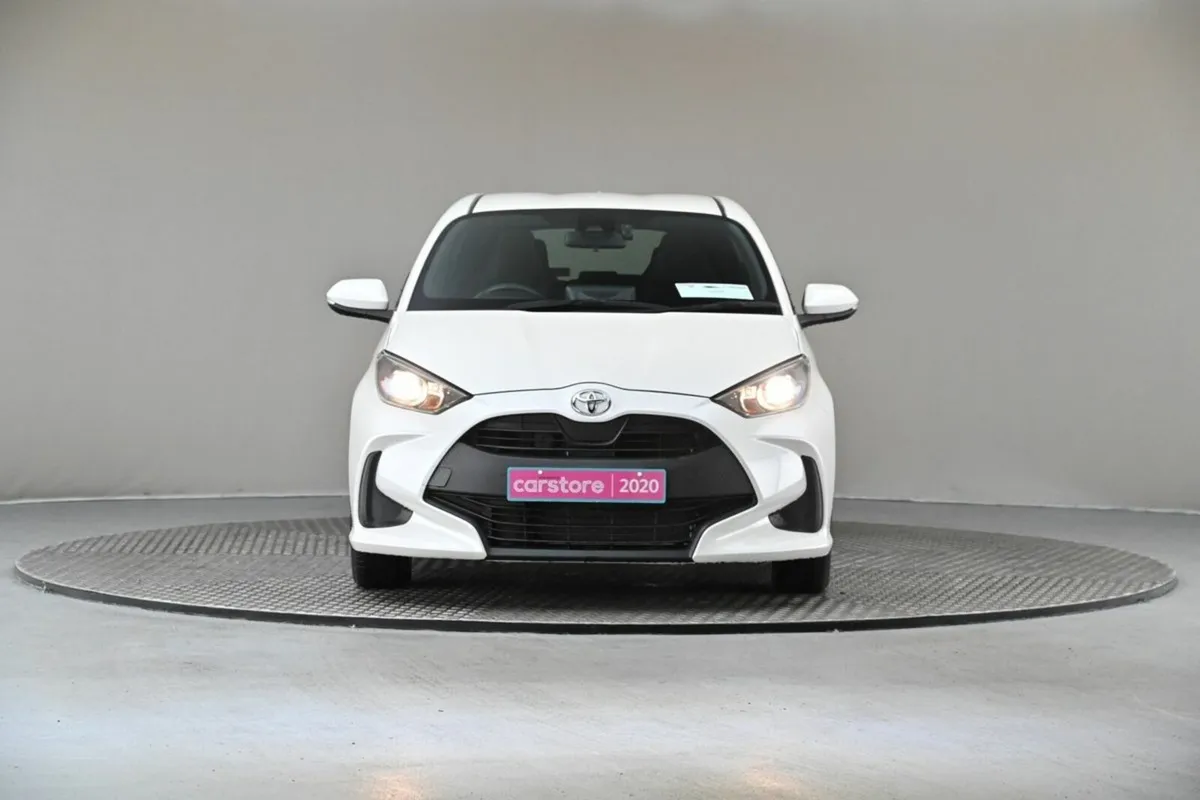 Toyota Yaris 1.0 AUTO PETROL **9"ANDROID CAR PLAYE - Image 2