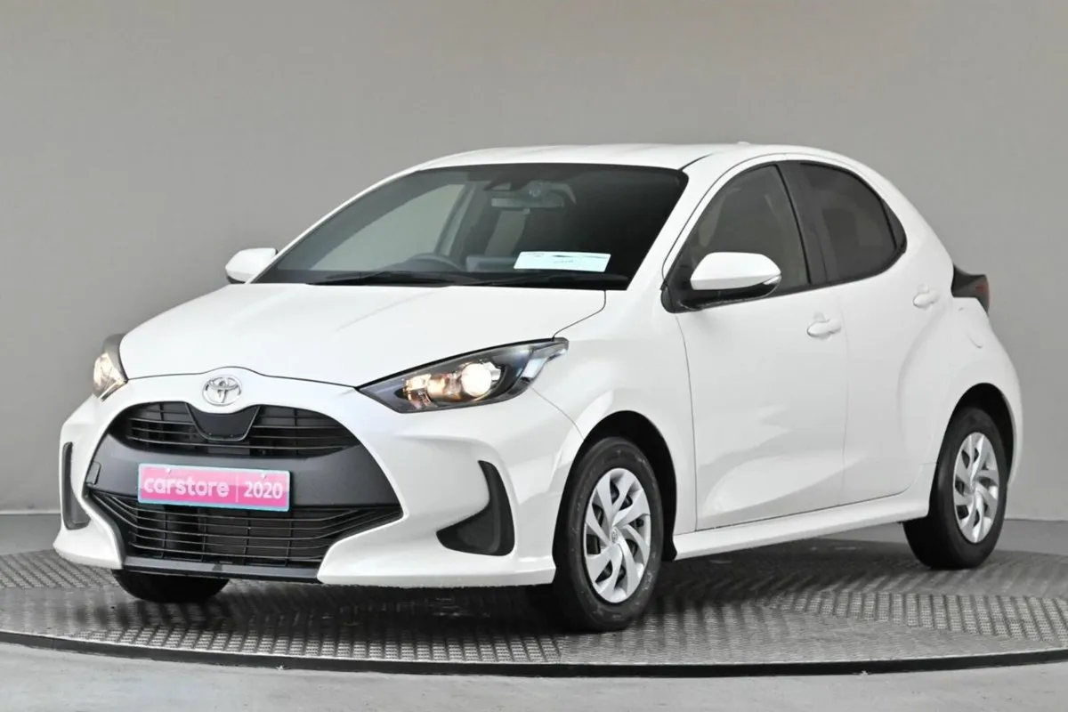 Toyota Yaris *JAN 2026 PRICING NOW**1.0 AUTO PETRO - Image 3