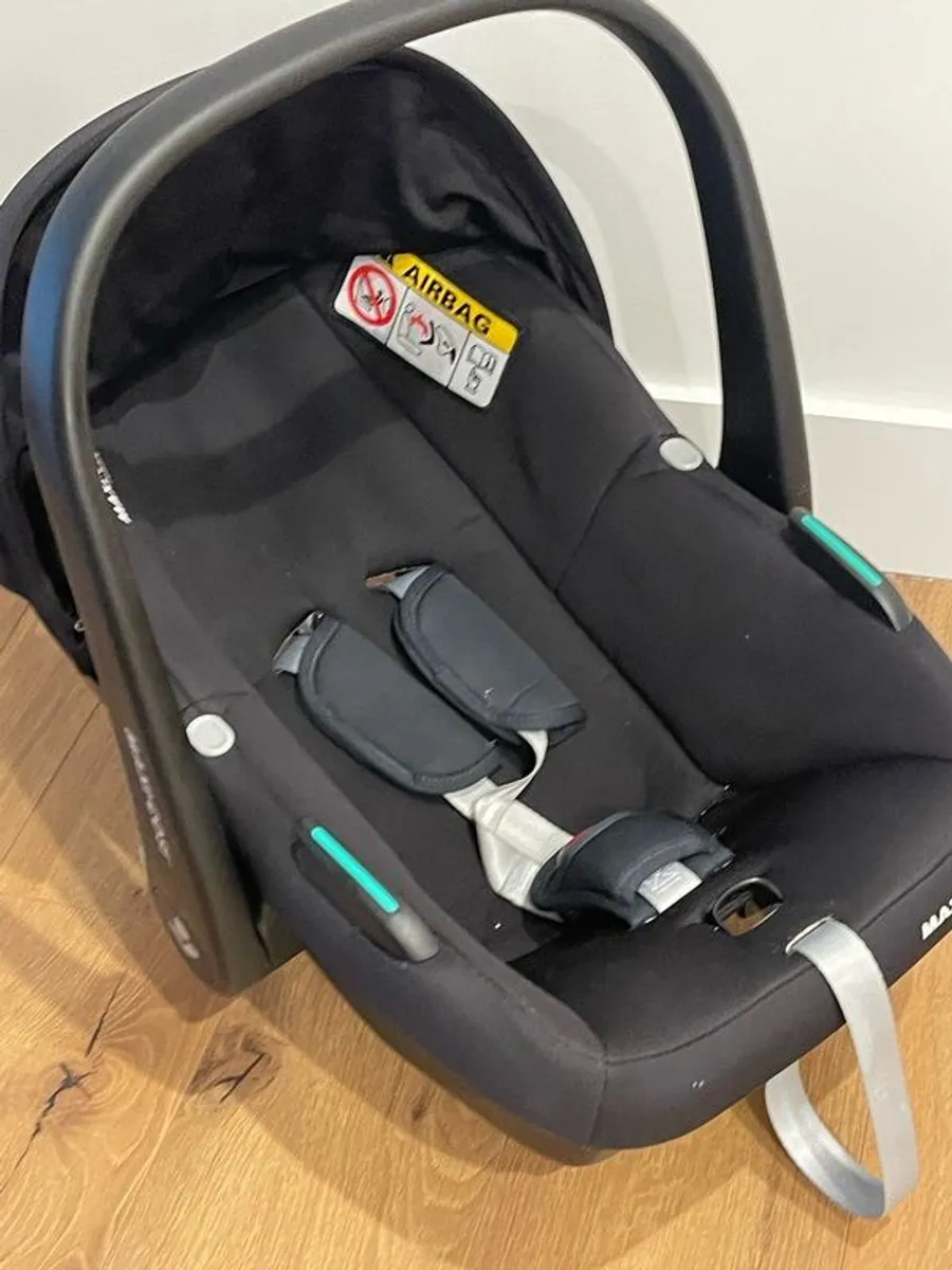 Maxi-cosi Pebble S Car Seat - Tonal Black - Image 4