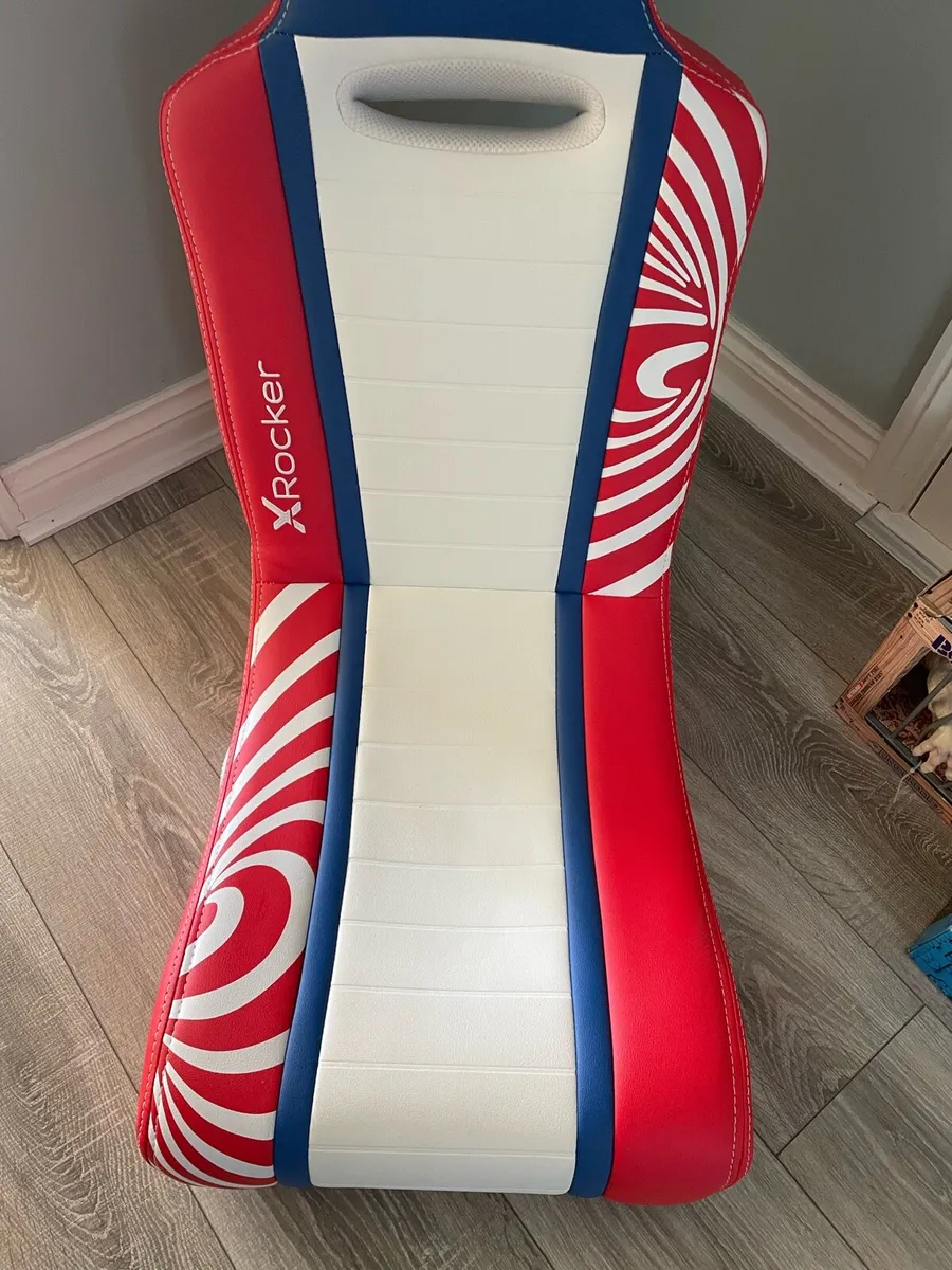 Gaming chair - Image 1