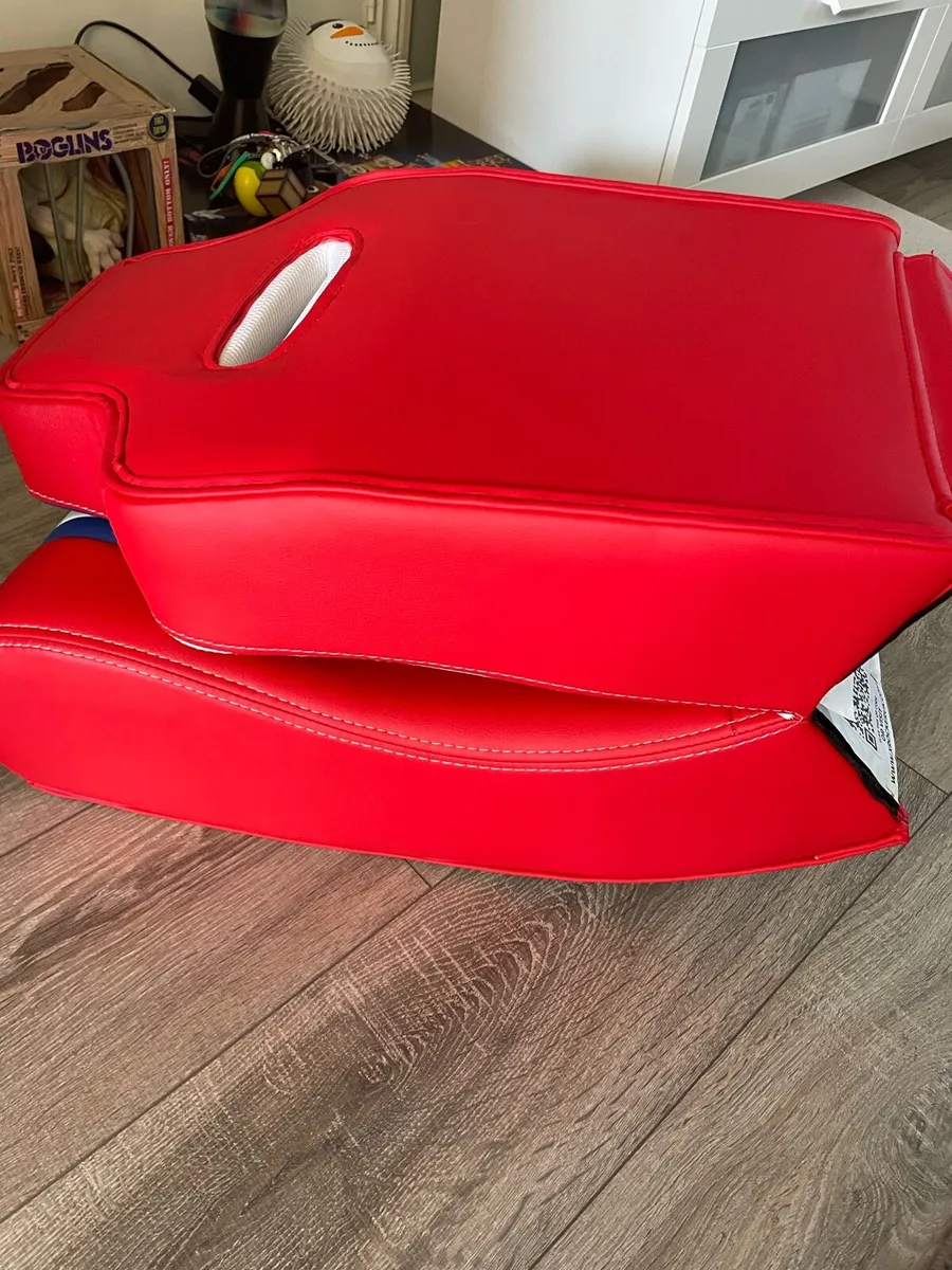 Gaming chair - Image 4