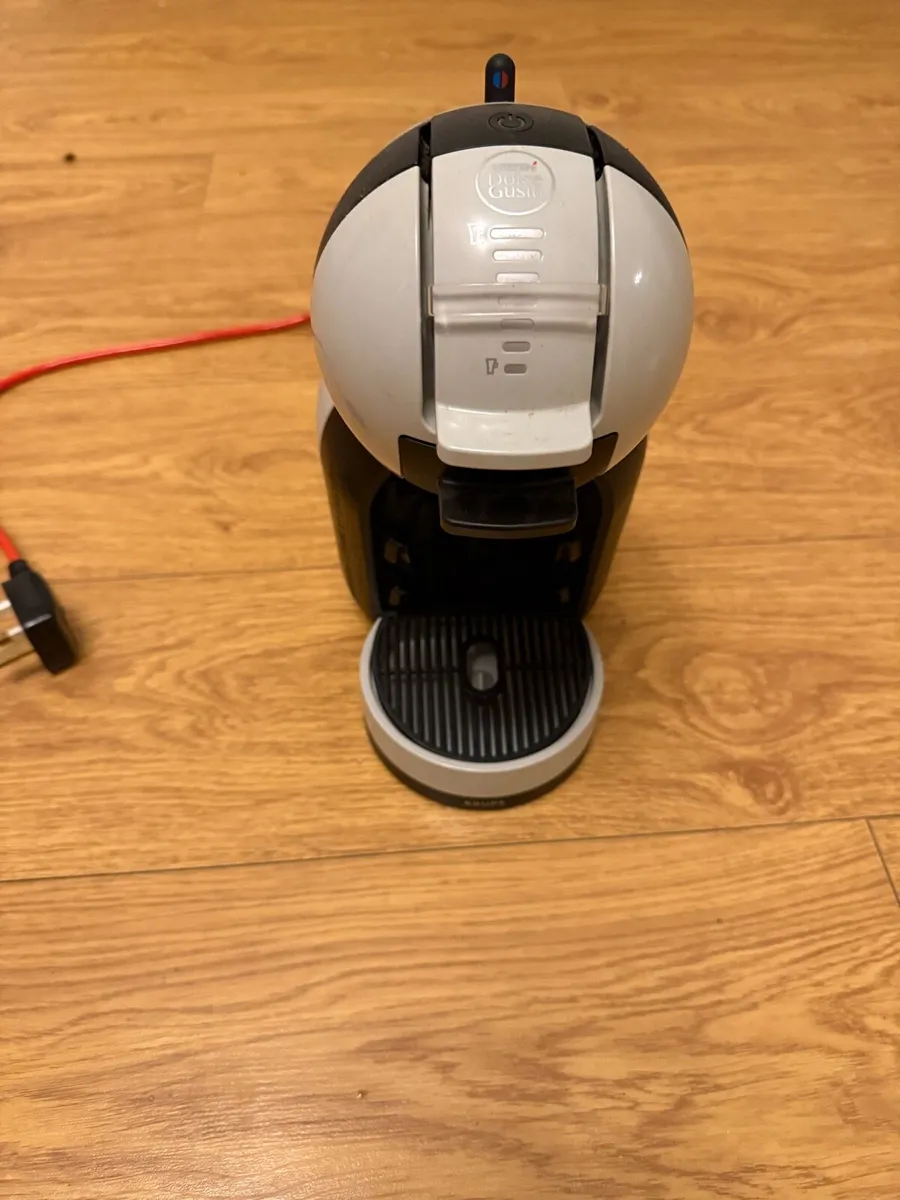 Nescafe Dolce Gusto machine - Image 1