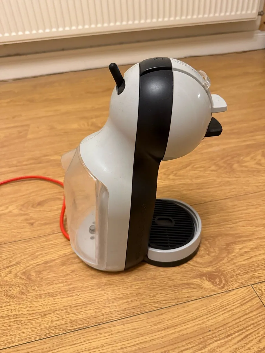 Nescafe Dolce Gusto machine - Image 2