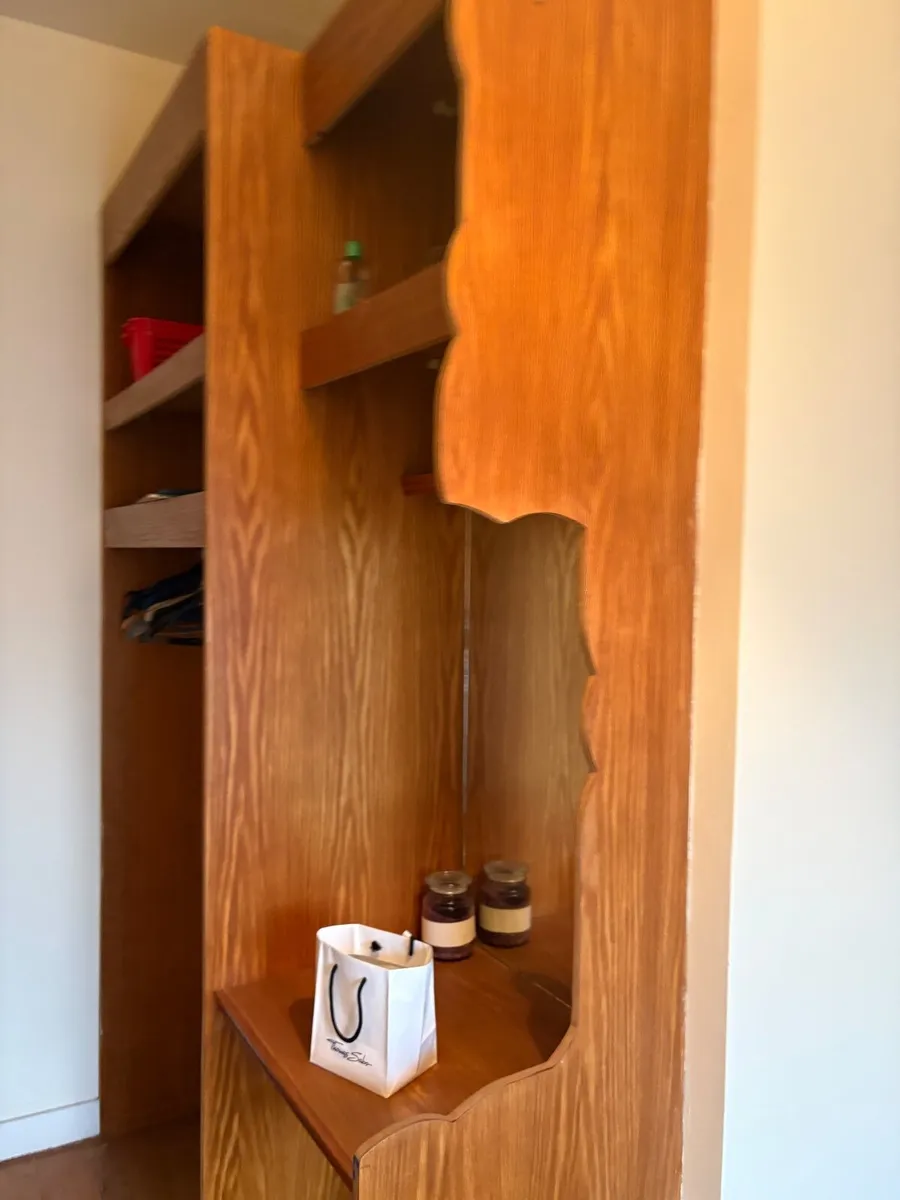 Bedroom unit - Image 1