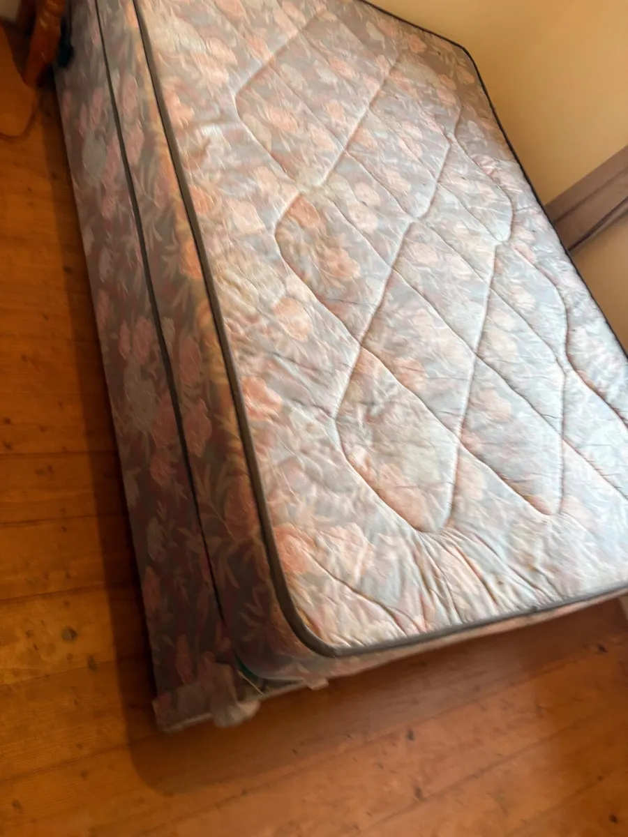 Bedroom unit - Image 3