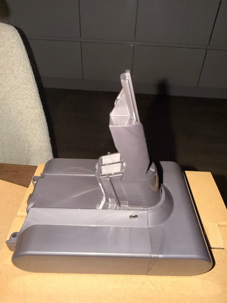 UNUSED Dyson V11 Replacement Battery - Image 3