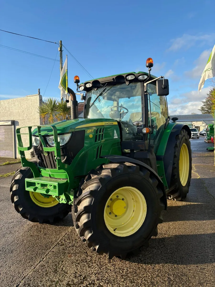John Deere 6115R (2013) - Image 3