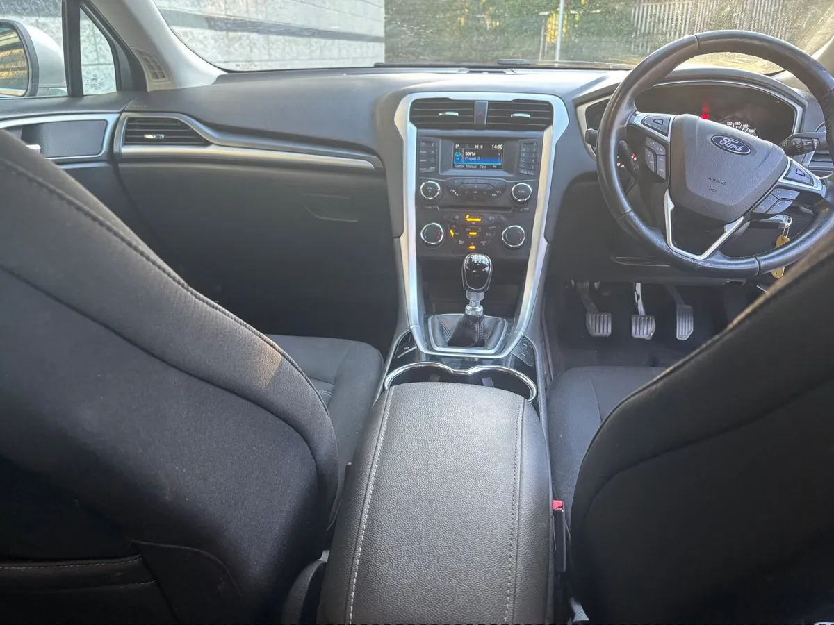 Ford Mondeo 2016 - Image 2