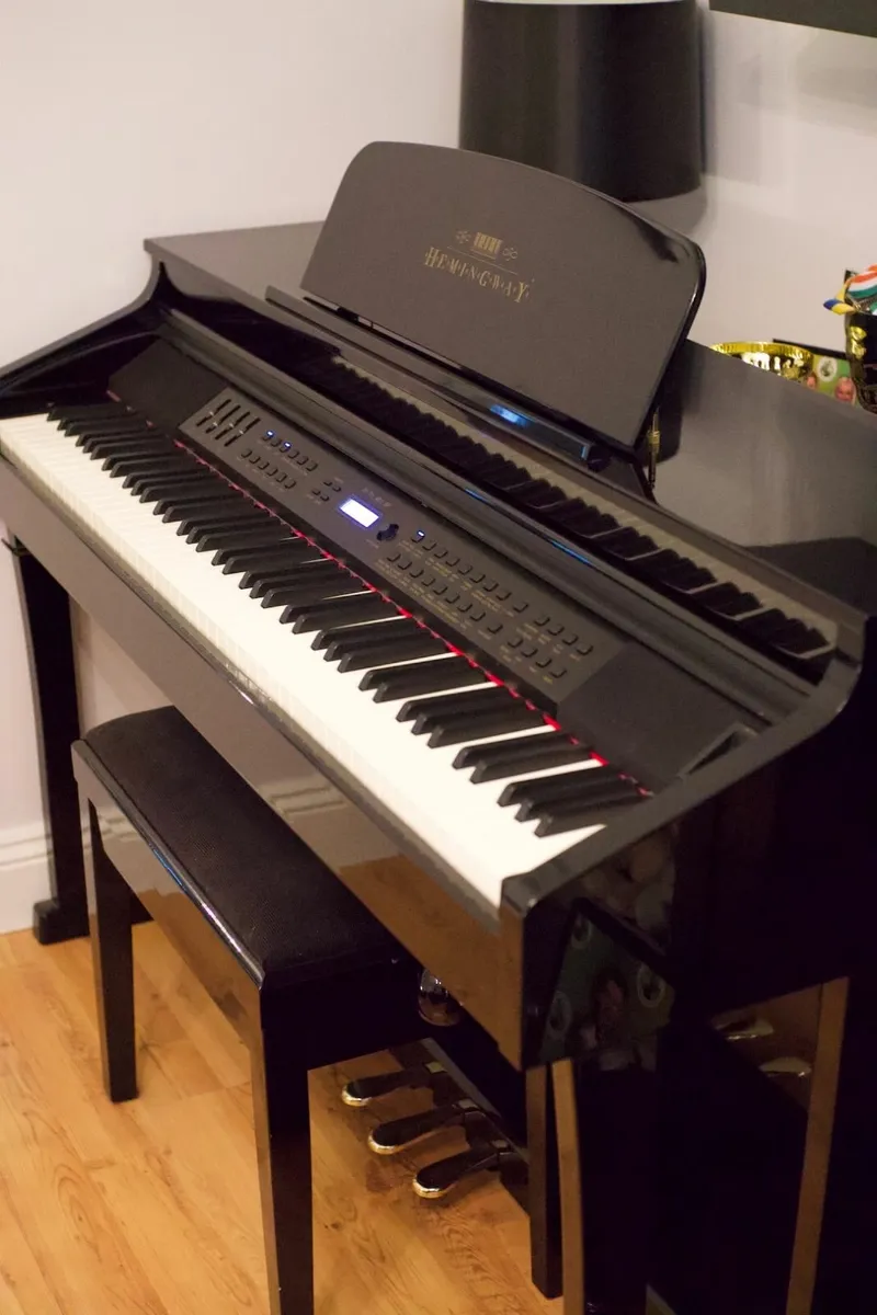 Hemingway DP-701 Digital Piano with Seat - Image 1