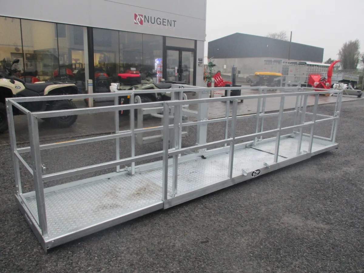 Saftey Cage Man Basket Teleporter Cage Swivel - Image 2