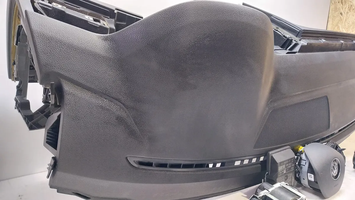 2017 Volkswagen Passat Airbag Set - Image 2