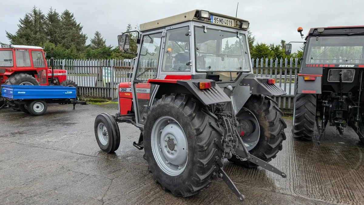 Massey Ferguson - Image 2