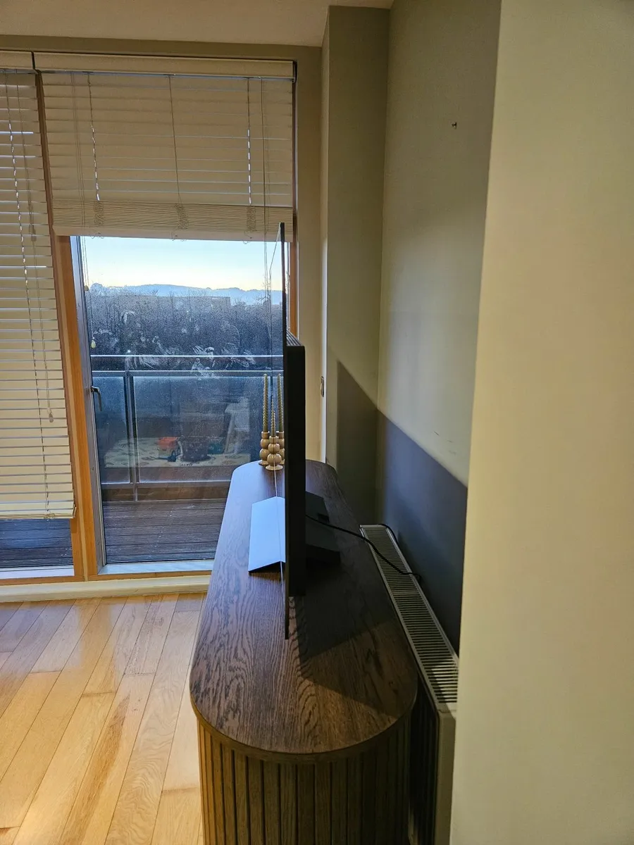 LG OLED 55 - Cinema Quality at Home - Image 2