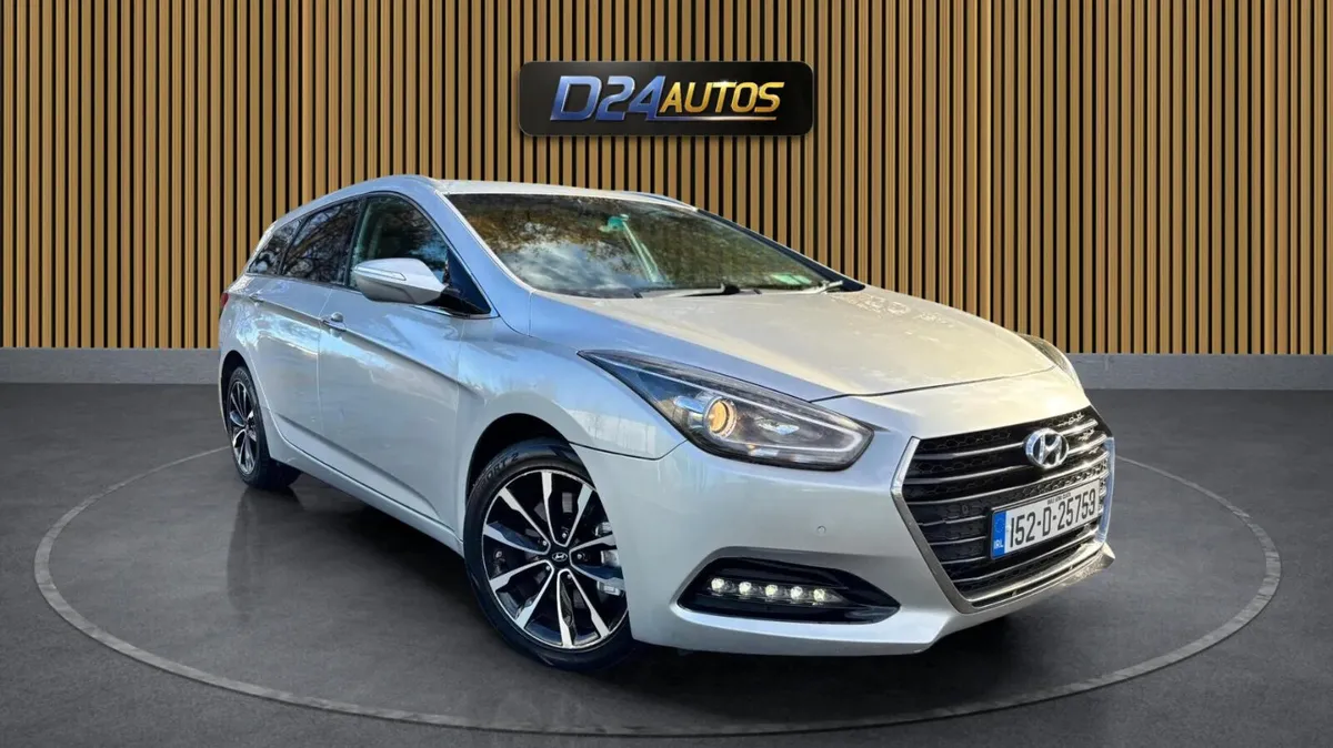 Hyundai i40 2015 STUNNING AUTOMATIC - Image 1