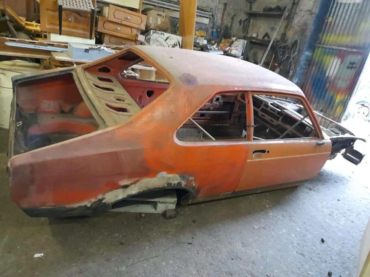 2 Dr Hillman Avenger - Image 1