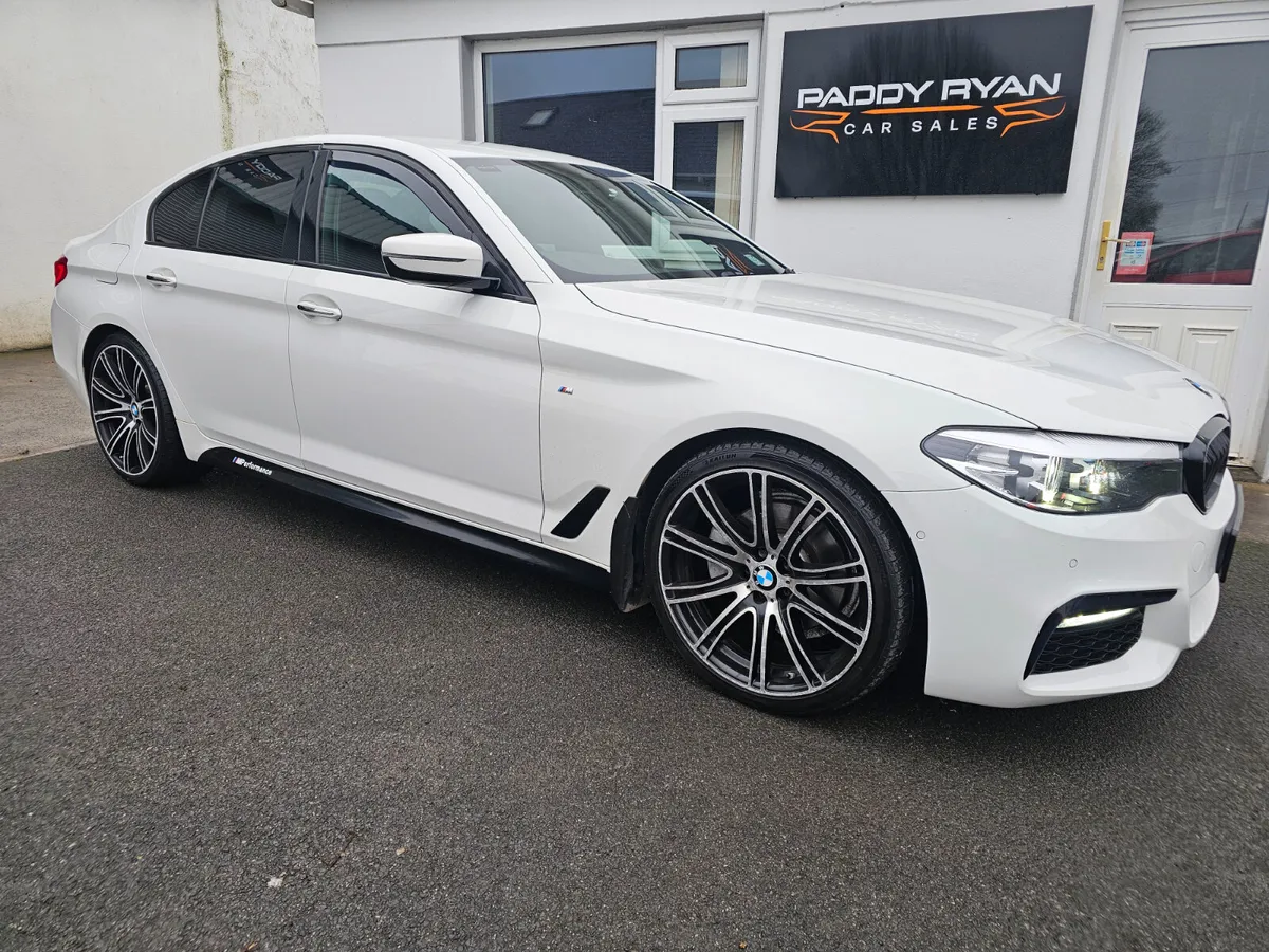 2017 BMW 520D M-Sport Automatic - Image 2