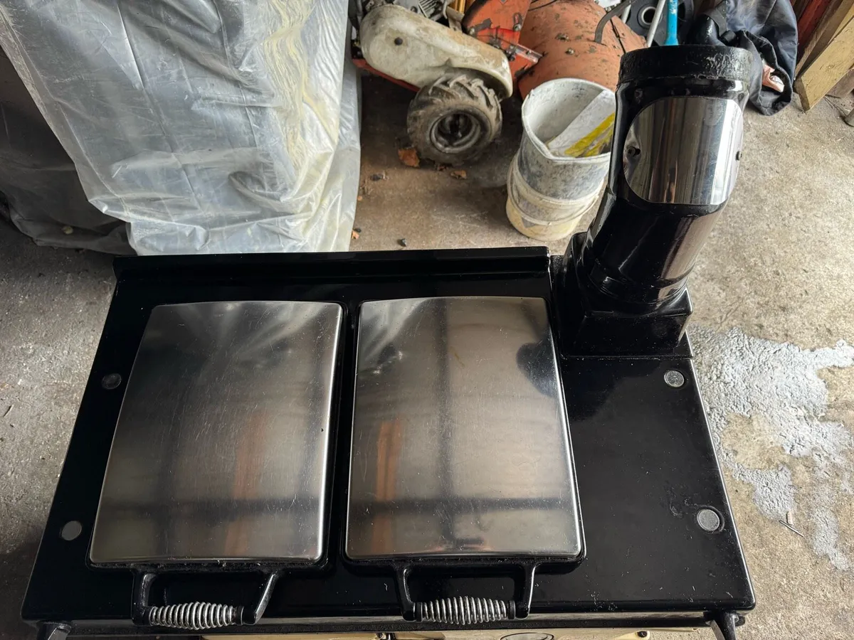 Rayburn Oil Cooker - Image 2