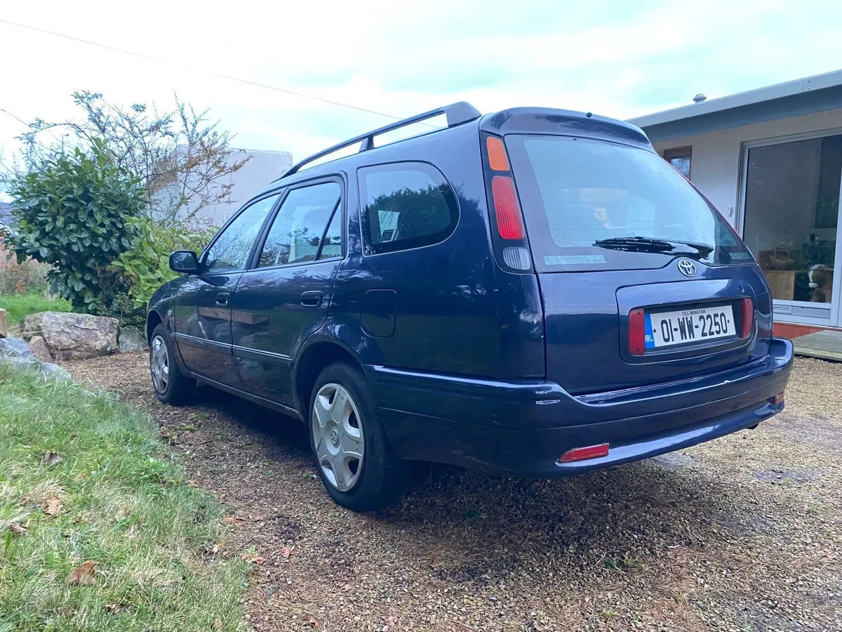 Toyota Corolla 2001 - Image 3