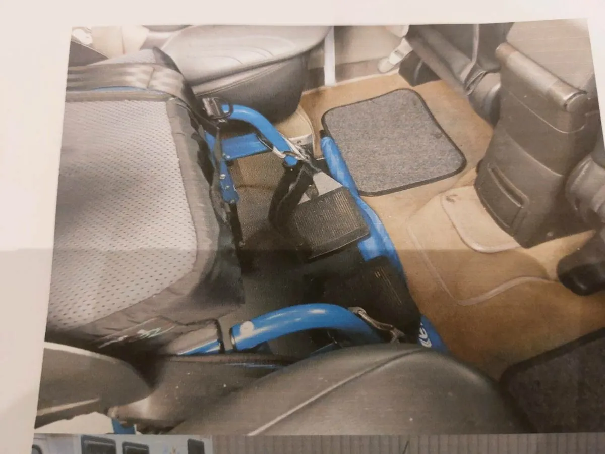 Nissan X-Trail Wheelchair Accessible - Image 4