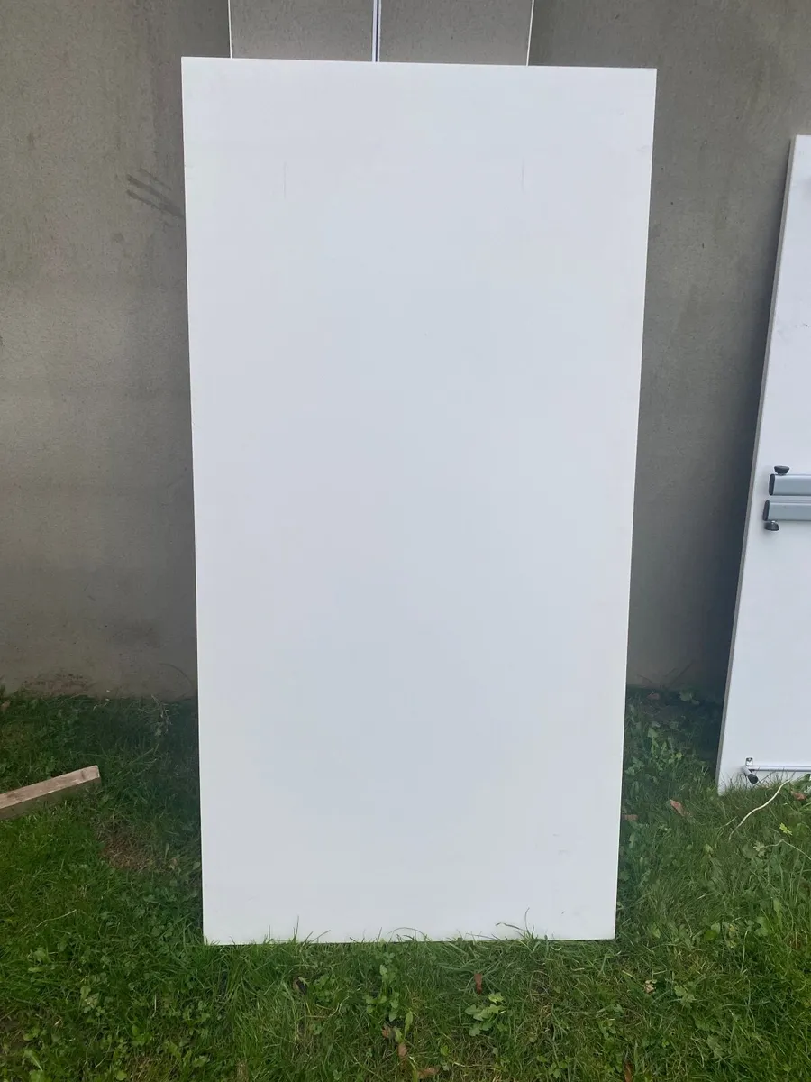 Foldable desk - Image 2