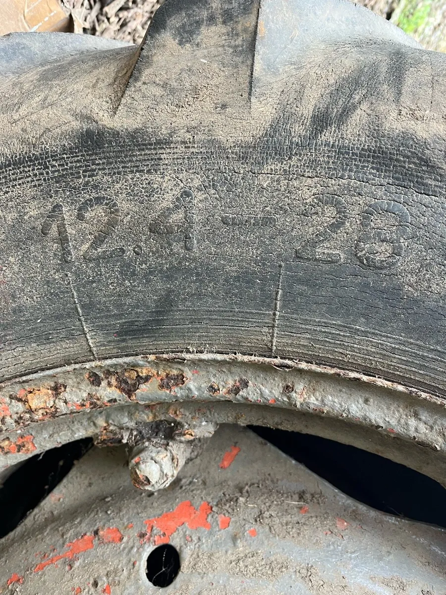 Twin wheels for 135 - Image 2