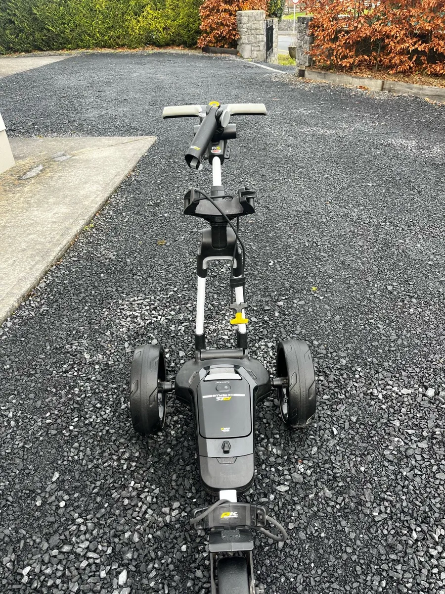 PowaKaddy FX3 Golf Trolley - Image 2