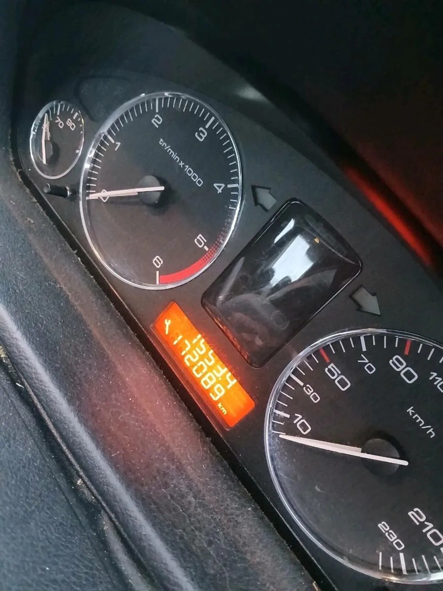 Peugeot 407. - Image 4