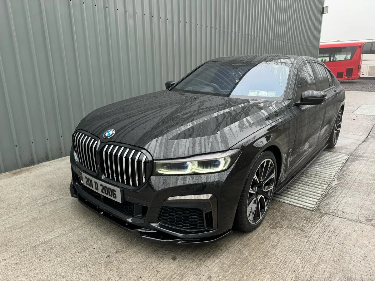 Bmw 740d xdrive - Image 1