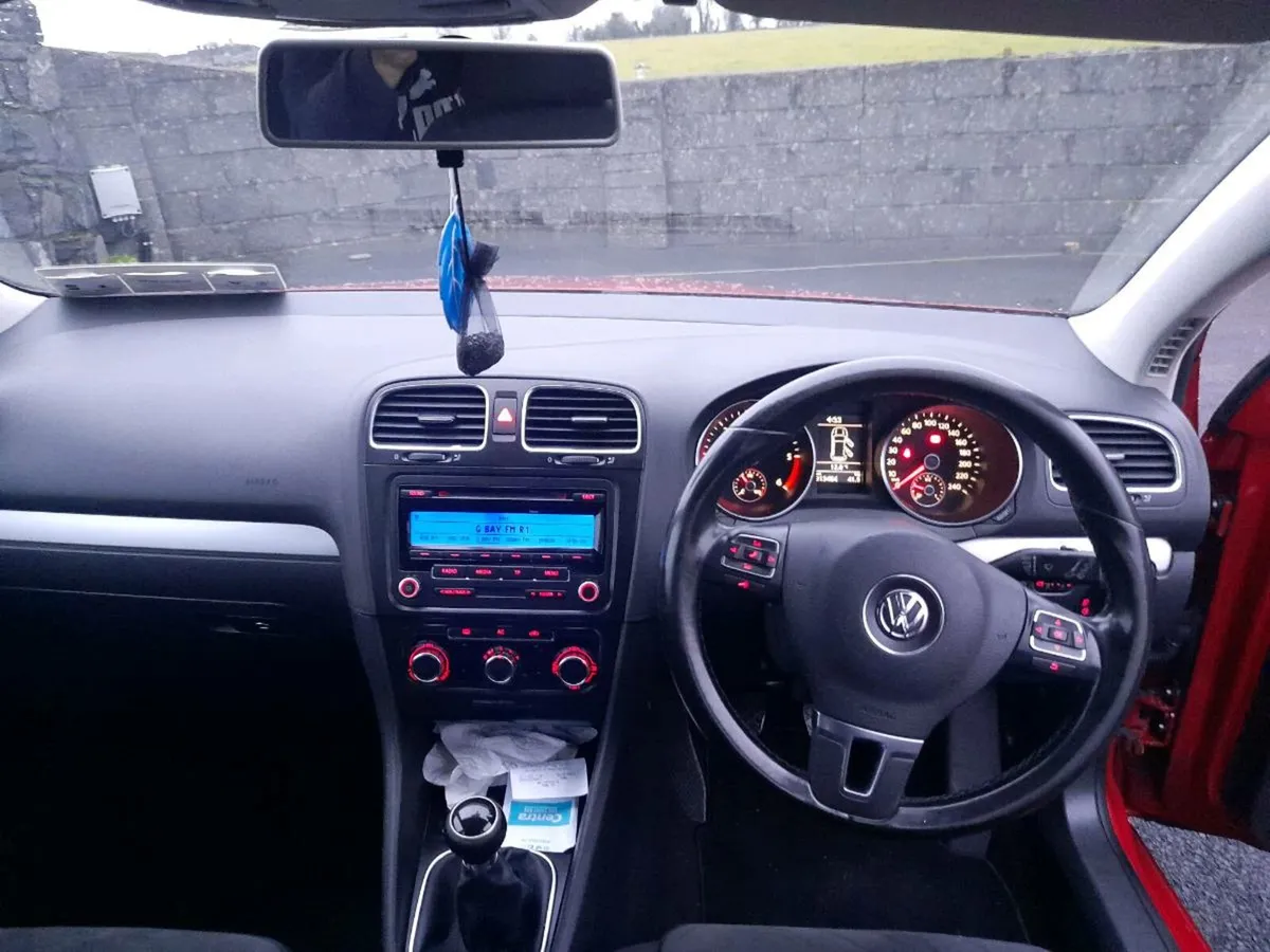 Volkswagen golf 2.0 L diesel - Image 4