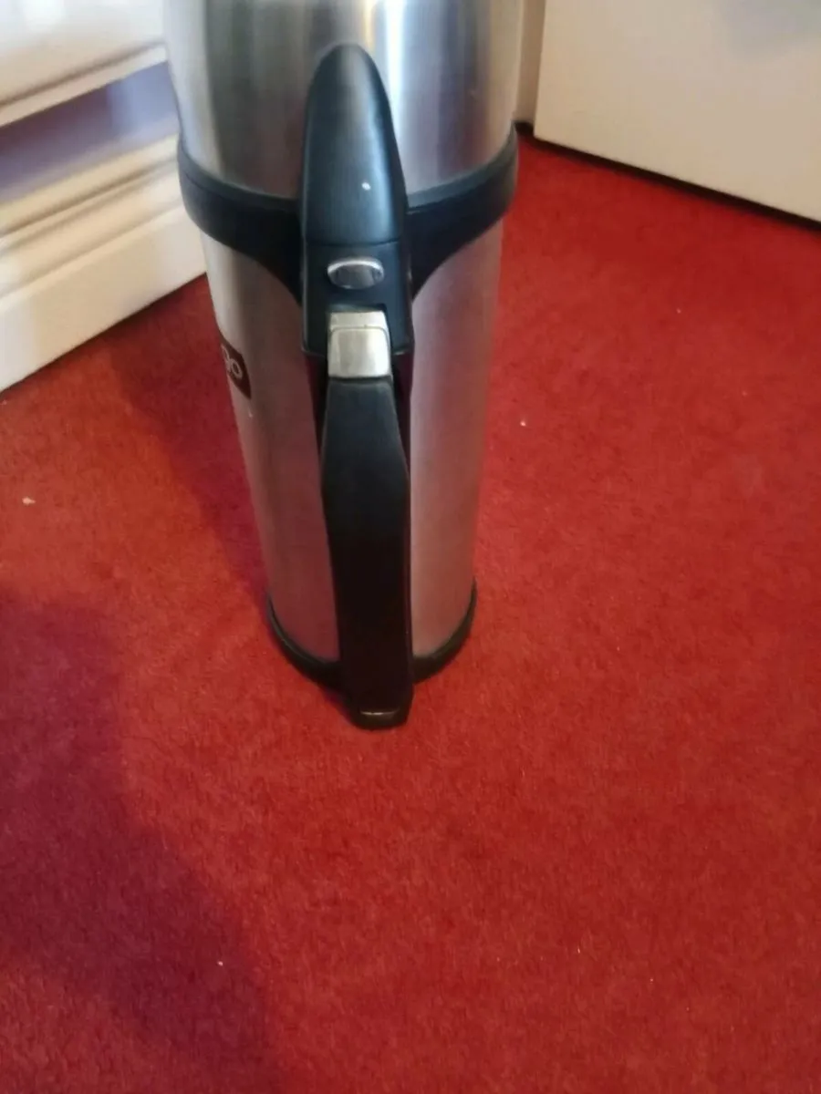 Stainless steel Vango flask ( 5 euro No offers) - Image 2