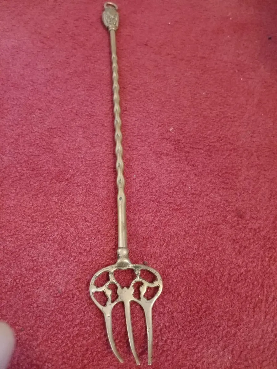 Vintage Toasting forks - Image 2