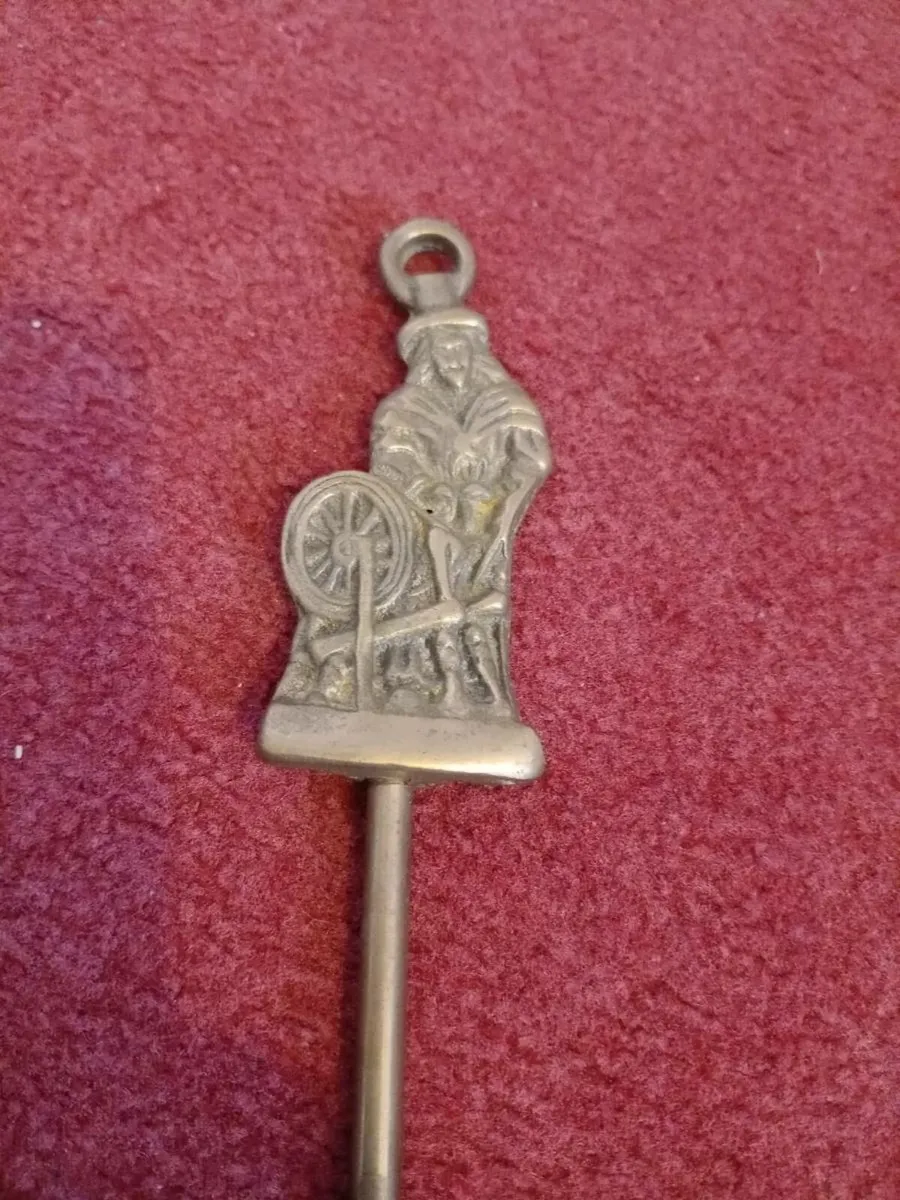 Vintage Toasting forks - Image 3