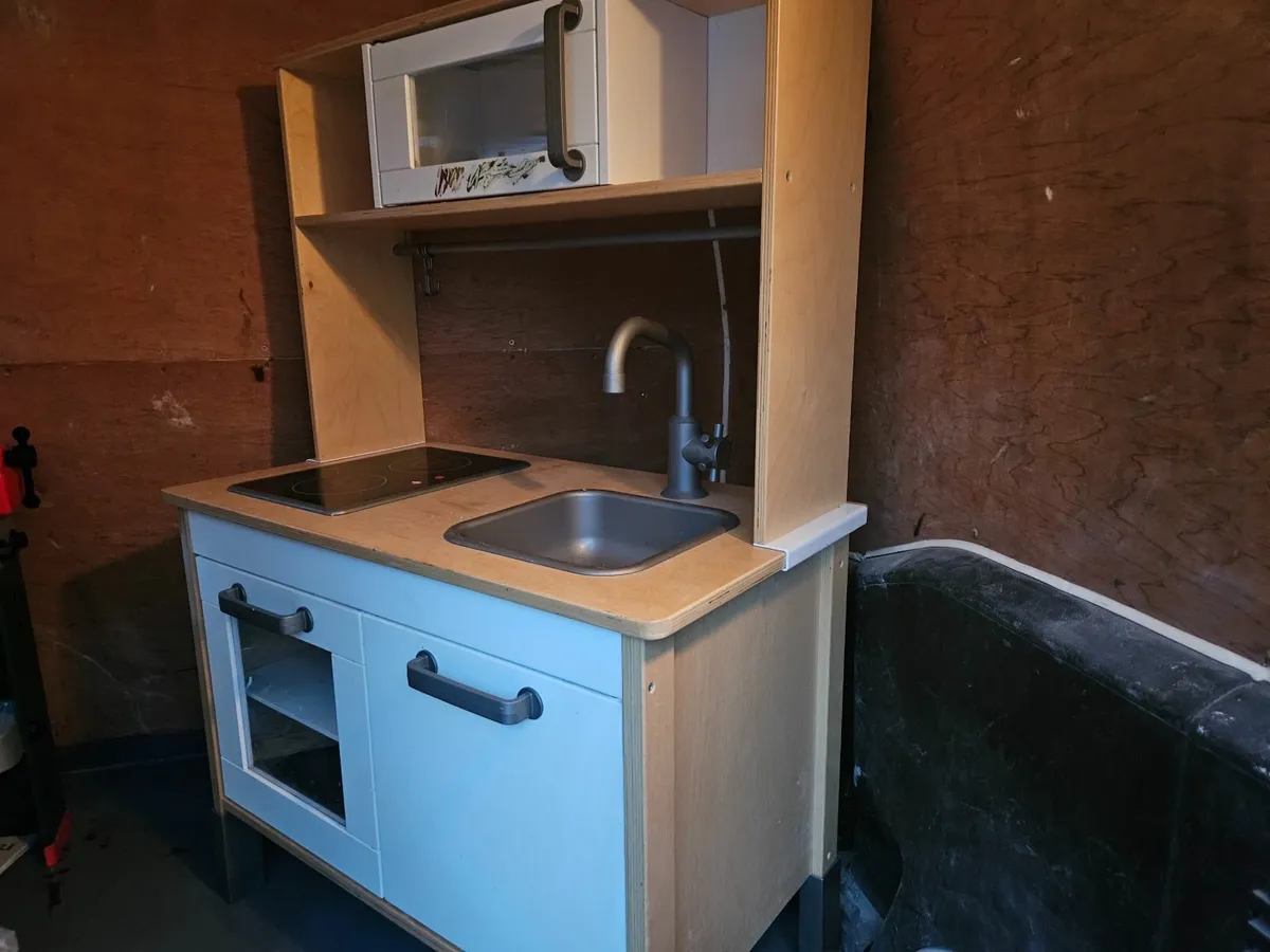 FREE TOYS,  bosch workstation, Ikea kitchen, - Image 3
