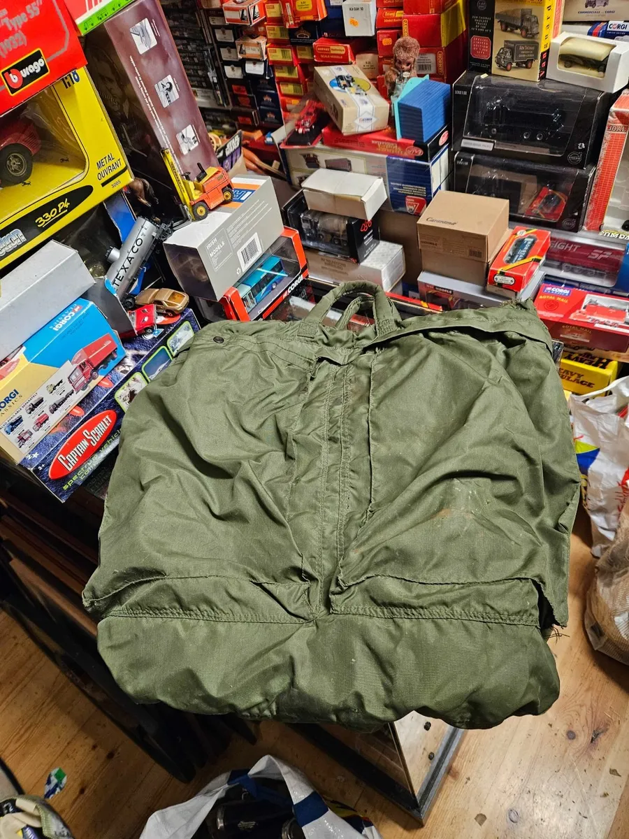 American Helicoper Crew Kit Bag - Image 1