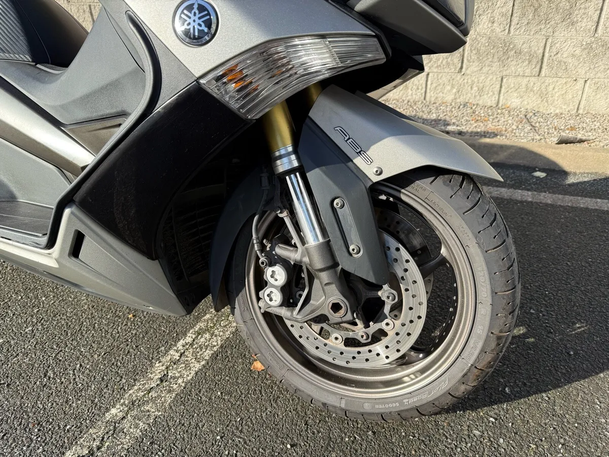 2016 Yamaha TMAX 530cc - Image 3