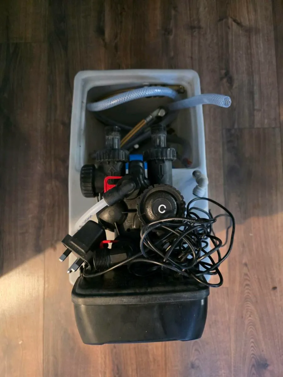 Water Softening tank - Image 2