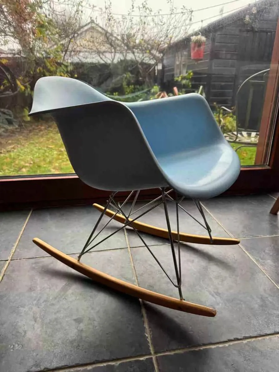 Rocker arm chair, mid-century design style - Image 1