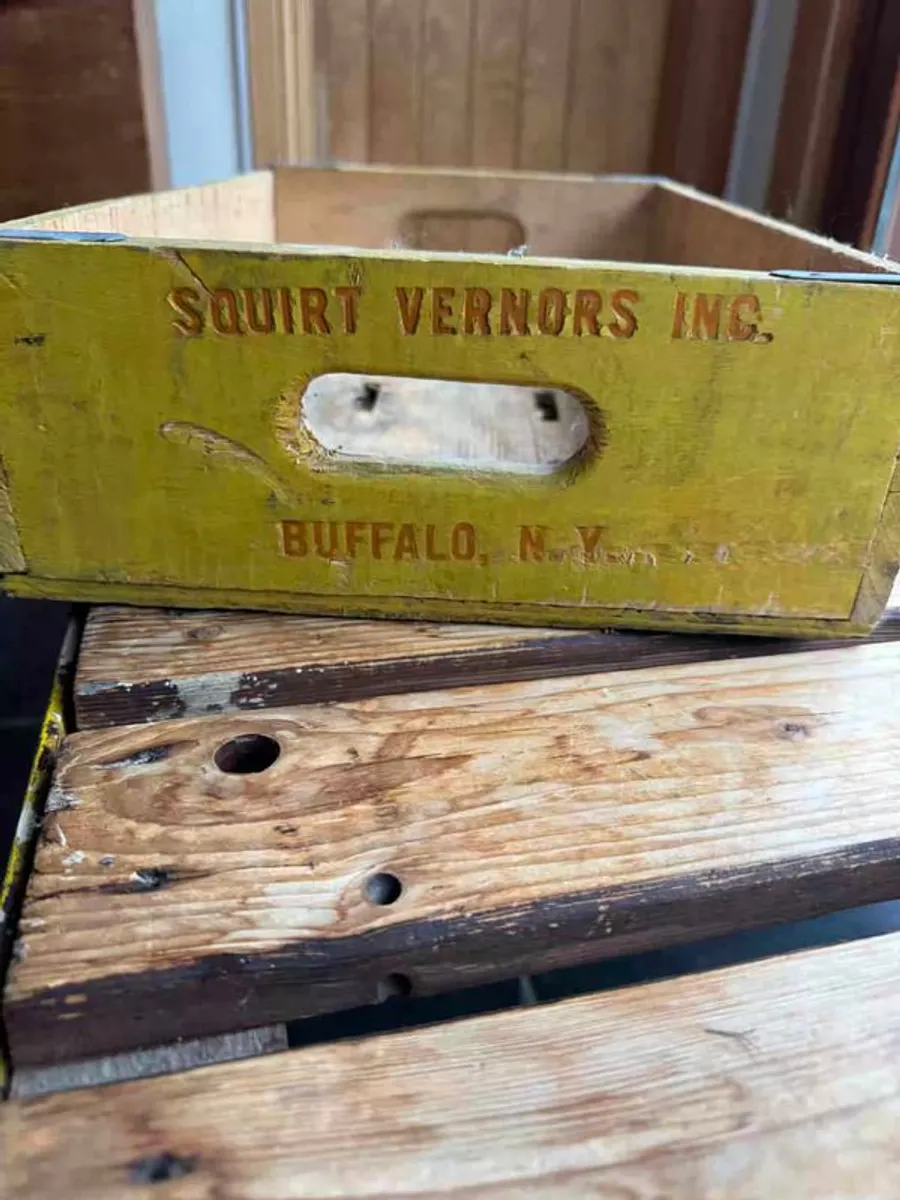 1980's Rare Squirt Vernors, Hires Crush Soda Pop Beverage Crate, - Image 3