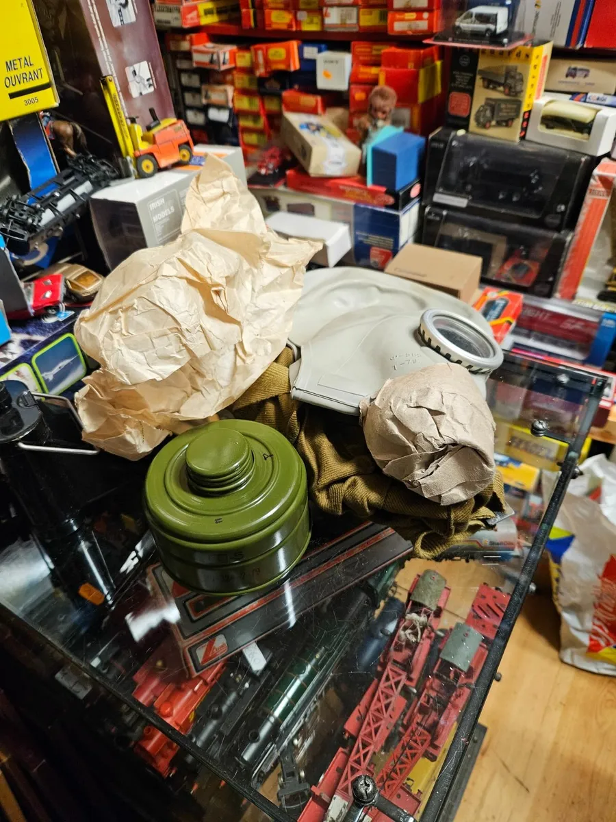 Vintage Gas Mask - Image 1