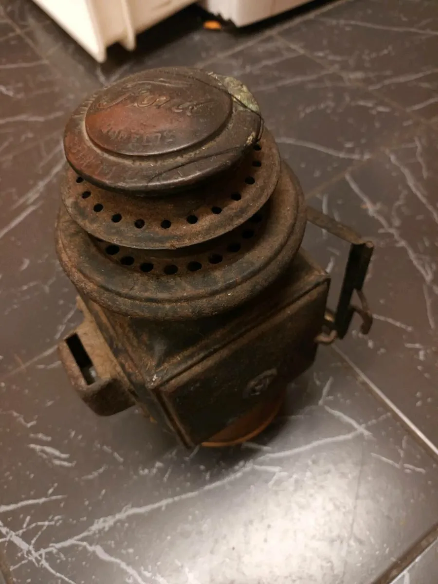 Veteran Car Sidelamp - Image 2