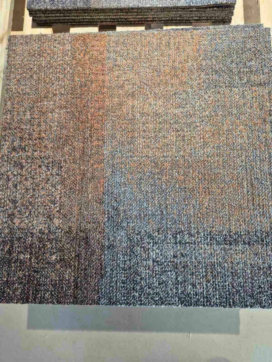 Carpet floor tiles - Image 1